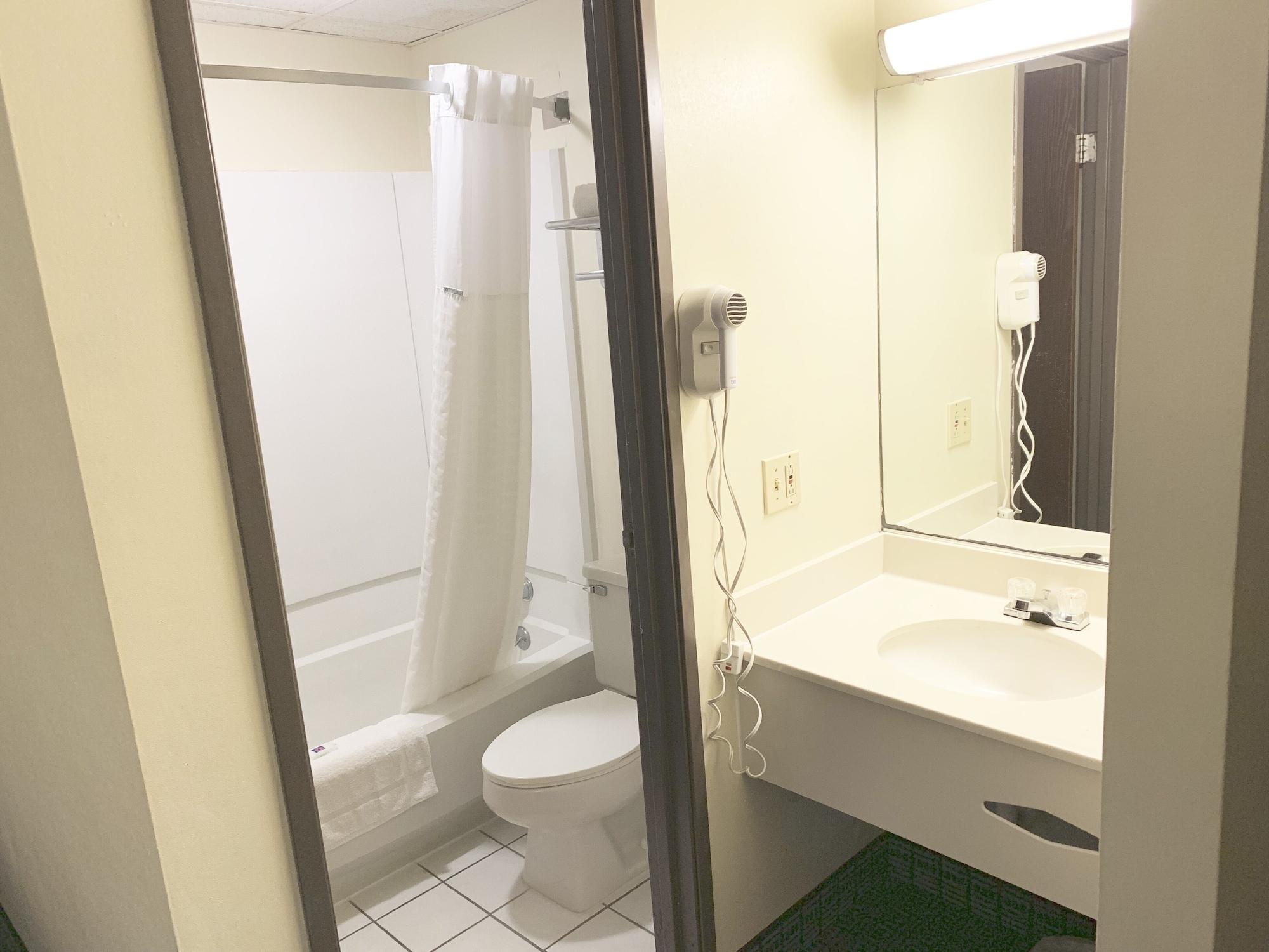 Motel 6 Mcgraw, Ny - Cortland Extérieur photo
