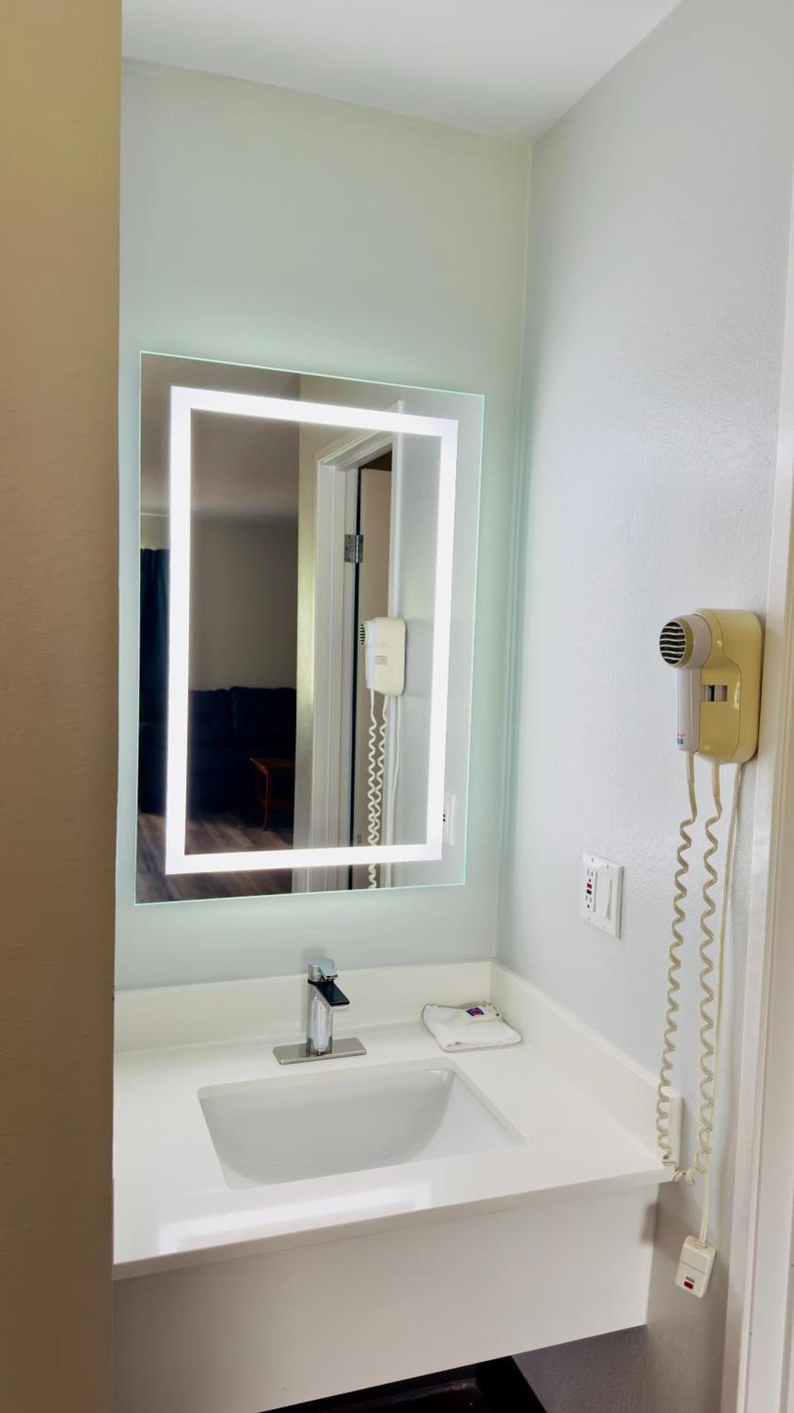Motel 6 Mcgraw, Ny - Cortland Extérieur photo